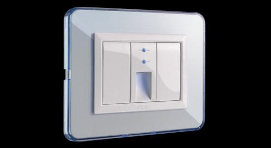 Domus stepenišna dekorativna svetiljka sa maskom Personal od tehnopolimera azurnoplave boje